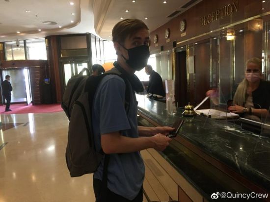 卡牌游戏新体验 王者荣耀TCG卡牌与泡泡玛特美术馆盛大开幕